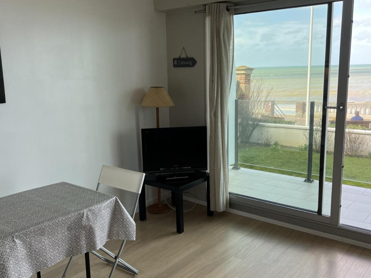 Studio En Centre-Ville De Cabourg Avec Balcon Et Parking - Fr-1-487-345 Exterior photo